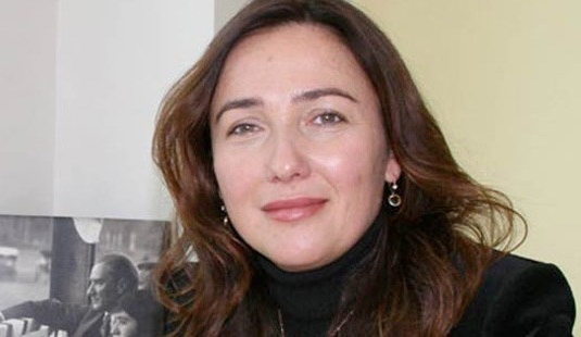 İlaç Şirketini Kurdu, En Güçlü 100 Kadından Birisi Oldu!