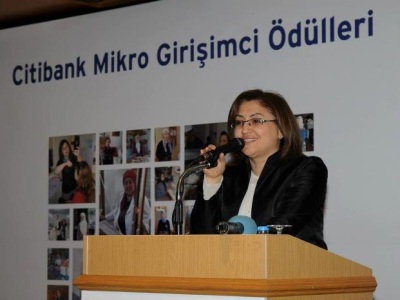 Büyük Düşünen Mikro Girişimci Kadınlar Ödüllerini Aldı