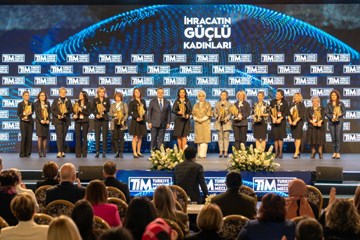 Türkiye'nin Başarılı İhracatçı İş Kadınları Ödüllendirildi!