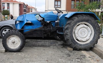 TOGG'dan Esinlenen Sanayi Ustaları Güneş Enerjili Traktör Yaptı