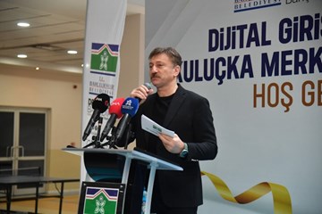 Alper Gezeravcı Dijital Girişimcilik ve Kuluçka Merkezi Açıldı