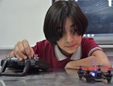 12 Yaşındaki Mucit Bomba Bulan Drone Tasarladı!