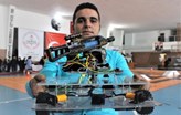 Bursalı 3 Lise Öğrencisi Savaş Robotu Prototipi Geliştirdi!